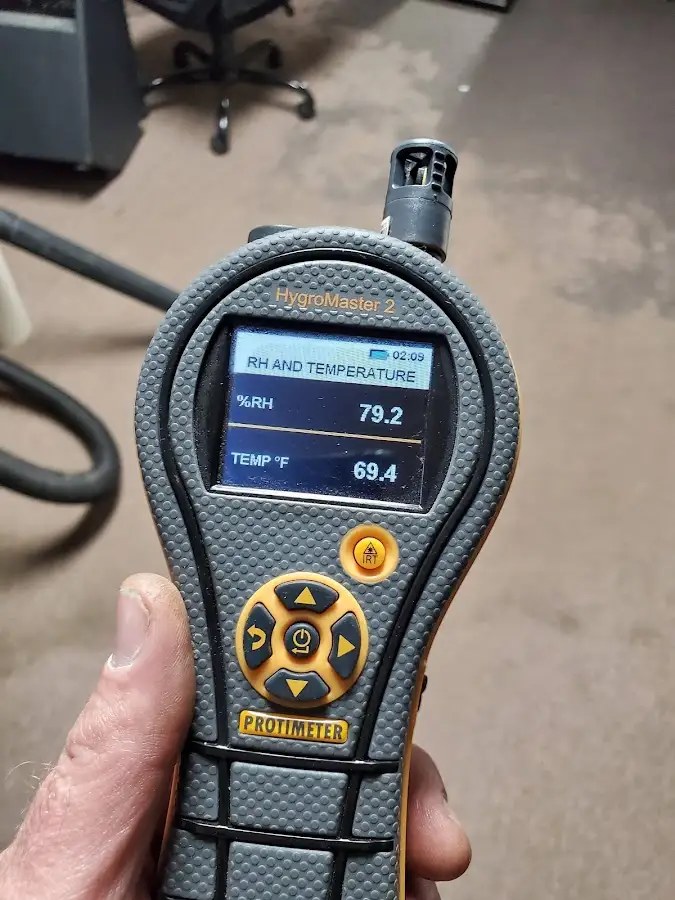 Moisture meter humidity assessment for Fire & Smoke Damage Restoration in Glenwood